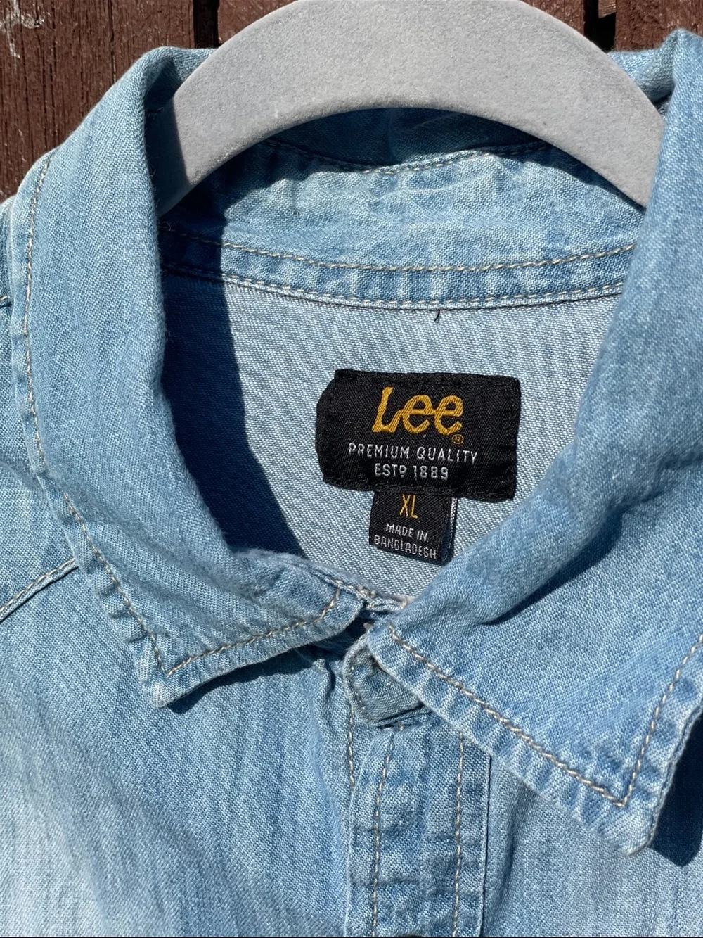 Lee Light Blue Denim Western Button-Up Shirt country cowboy